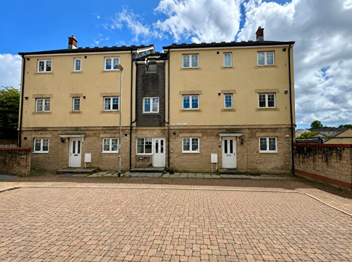 2 Bedroom Flat For Sale In Bellflower Close, Moorland Reach, Plymouth, PL6