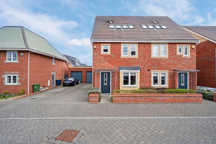 4 Bedroom Semi-Detached House For Sale In Pine Trees, HP11