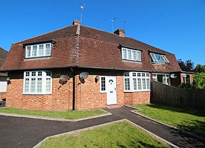 2 Bedroom House To Rent In Dedmere Road, SL7