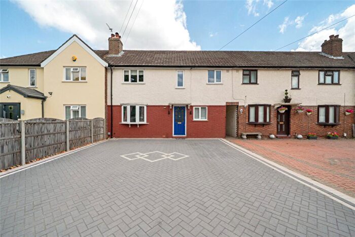 3 Bedroom Terraced House For Sale In Parkfield Way, Bromley, BR2