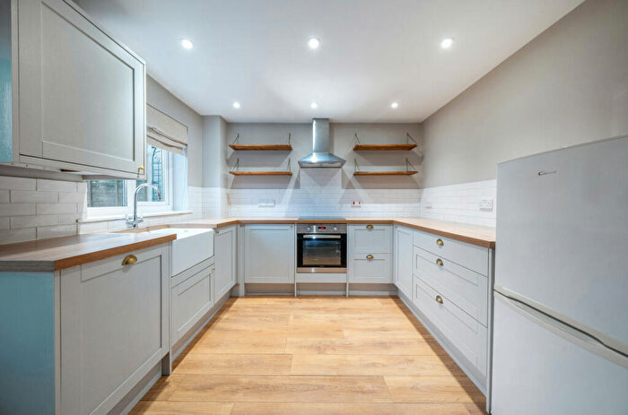 3 Bedroom End Of Terrace House For Sale In Barrington Road, Watchfield, Oxfordshire, SN6