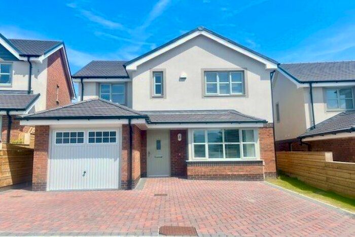 4 Bedroom Property To Rent In Parc Pentywyn, Conwy, LL31