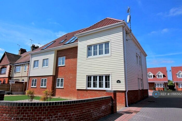1 Bedroom Flat To Rent In High Road, Laindon, SS15