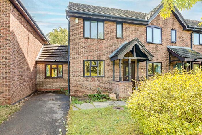 2 Bedroom End Of Terrace House For Sale In Easedale Close, Gamston, NG2