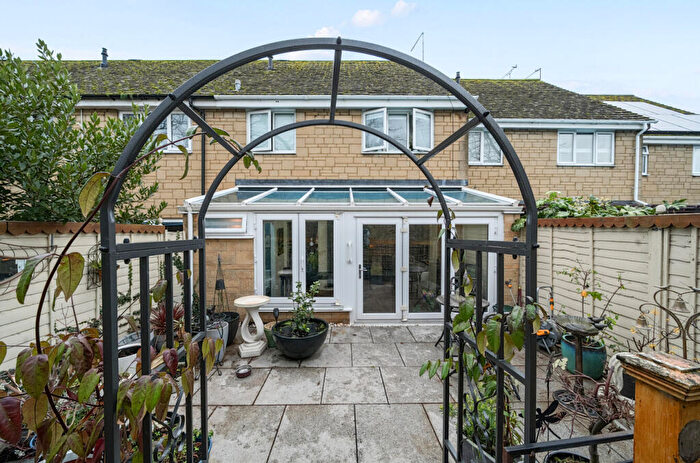 3 Bedroom Terraced House For Sale In Chancel Way, Lechlade, Gloucestershire, GL7