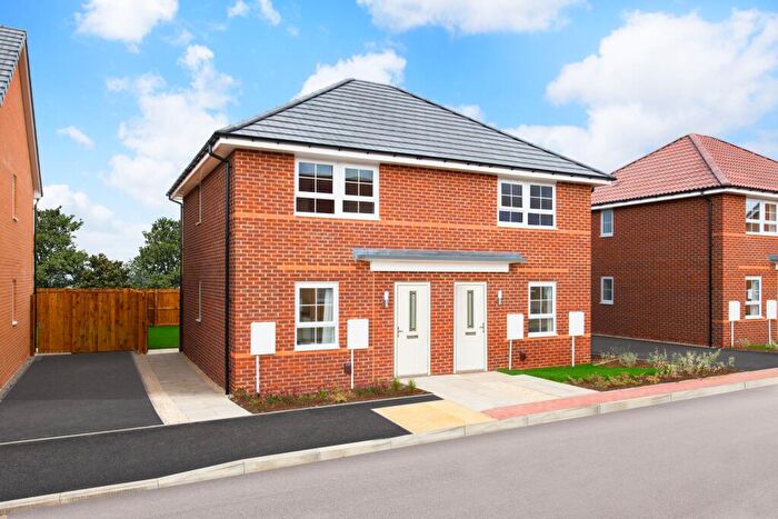 2 Bedroom Semi-Detached House For Sale In Phoenix Lane, Fernwood, Newark, NG24