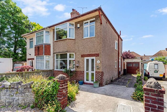 3 Bedroom Semi Detached House For Sale In Chalfont Road, Milton, BS22
