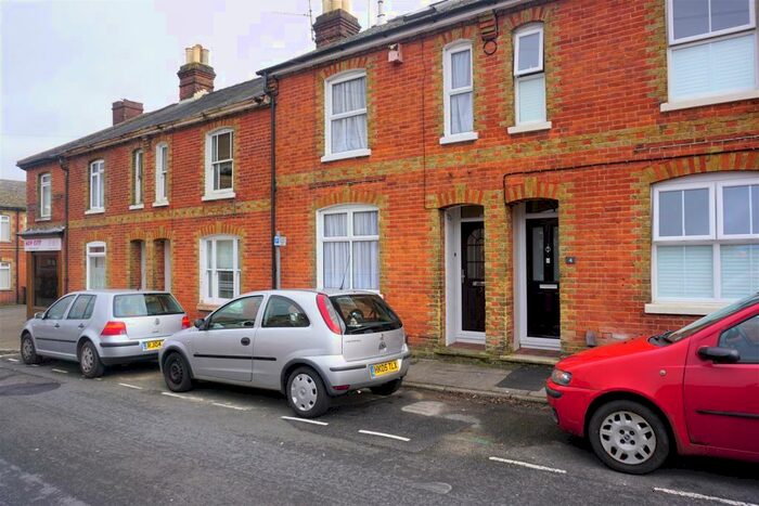 3 Bedroom Terraced House To Rent In Jubilee Road, Basingstoke, RG21