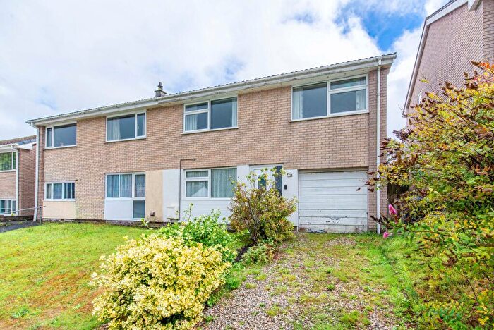 3 Bedroom Semi-Detached House For Sale In Highwood Park, Dobwalls, PL14