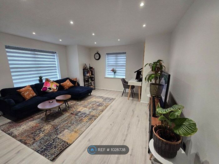 1 Bedroom Flat To Rent In Angelica Drive, London, E6