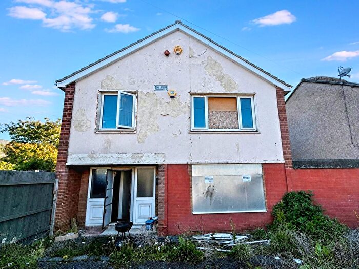 4 Bedroom Detached House For Sale In Keir Hardie Crescent, South Bank, Middlesbrough, TS6