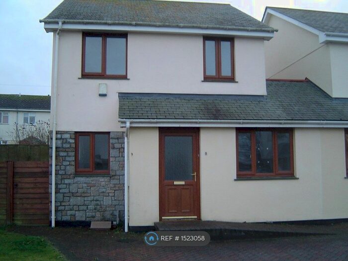 3 Bedroom Semi-Detached House To Rent In Bellever Close, Camborne, TR14