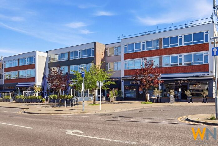 2 Bedroom Flat To Rent In Viceroy Parade, Hutton Road, Shenfield, CM15