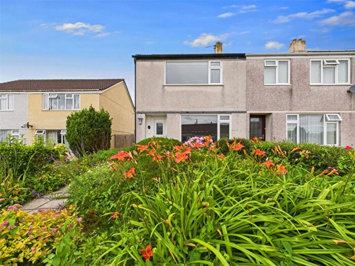 2 Bedroom End Of Terrace House For Sale In Holsworthy, Devon, EX22