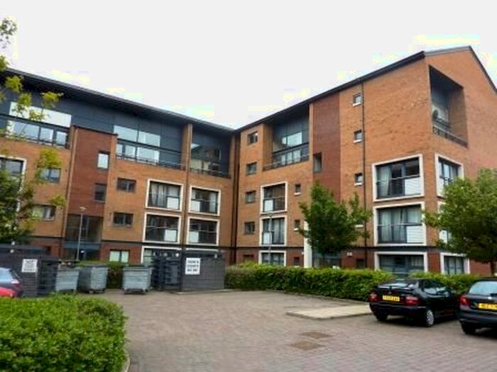 2 Bedroom Flat To Rent In Minerva Way, Glasgow, G3