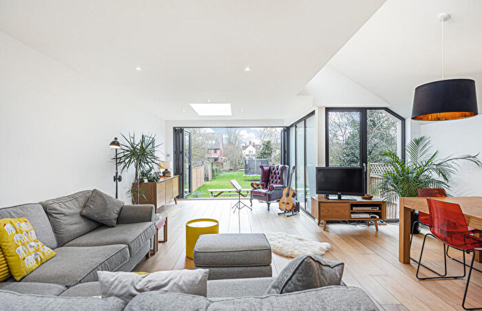 4 Bedroom Semi-Detached House To Rent In Riverside Road, Oxford, OX2