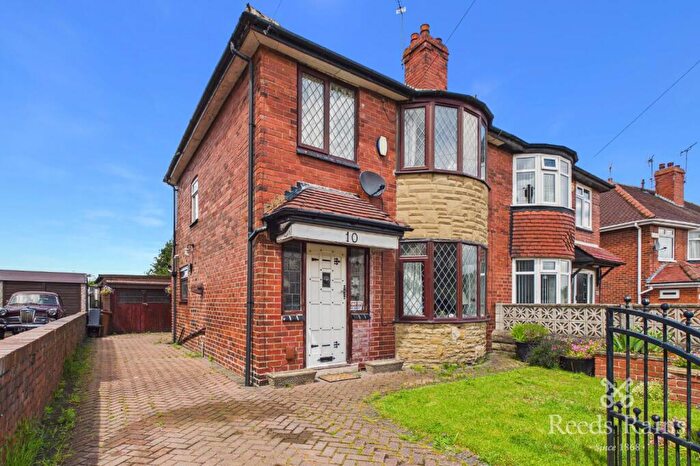 3 Bedroom Semi Detached House For Sale In Orion Crescent, Leeds, West Yorkshire, LS10