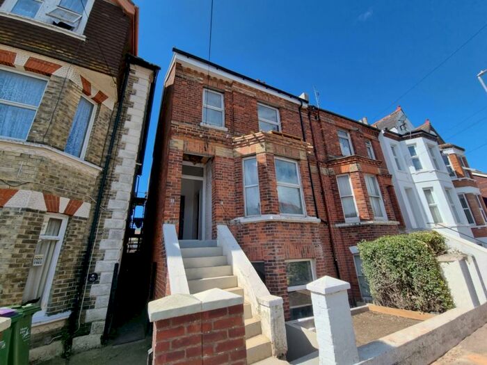 2 Bedroom Maisonette To Rent In Radnor Bridge Road, Folkestone, CT20