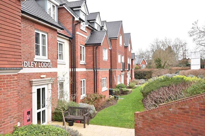 1 Bedroom Flat For Sale In Leatherhead Road, Headley Lodge Leatherhead Road, KT21