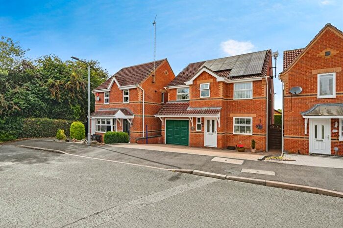 4 Bedroom Detached House For Sale In Robin Close, Uttoxeter, ST14