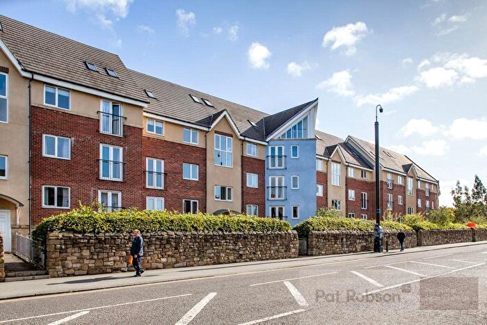 2 Bedroom Flat To Rent In Chillingham Road (Flat ), Heaton, Newcastle Upon Tyne, NE6