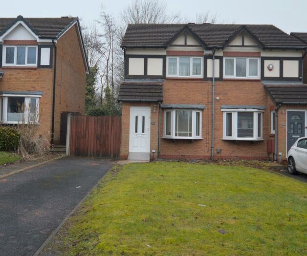 2 Bedroom Semi-Detached House To Rent In Gleneagles, Bolton, BL3