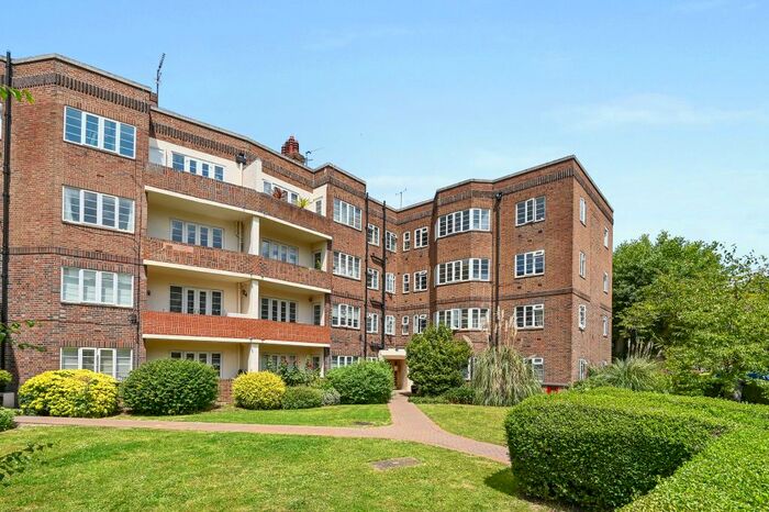 4 Bedroom Flat To Rent In Chiswick Village, London, W4