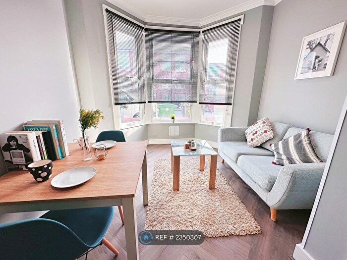 1 Bedroom Flat To Rent In New Zealand Road, Cardiff, CF14