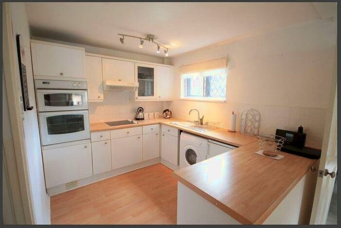 1 Bedroom Semi-Detached House To Rent In Appian Way, Alvaston, Derby, DE24