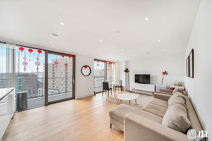 2 Bedroom Apartment For Sale In Heritage Tower, East Ferry Road, E14