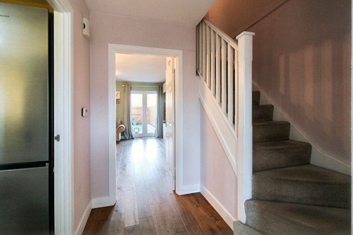 3 Bedroom Terraced House For Sale In Hornchurch Square, Farnborough, GU14
