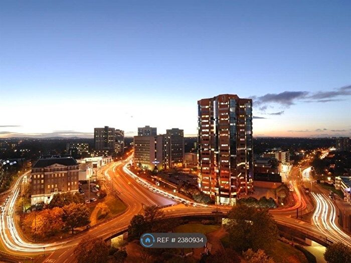 2 Bedroom Flat To Rent In Metropolitan House, Birmingham, B16