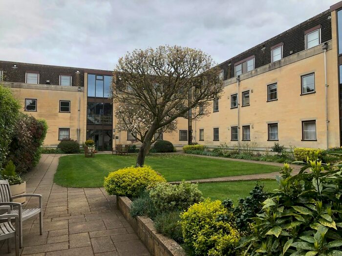 2 Bedroom Flat To Rent In Abbey House, Cirencester, GL7