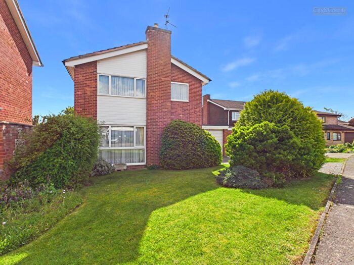4 Bedroom Detached House For Sale In Azalea Close, Peterborough, PE3