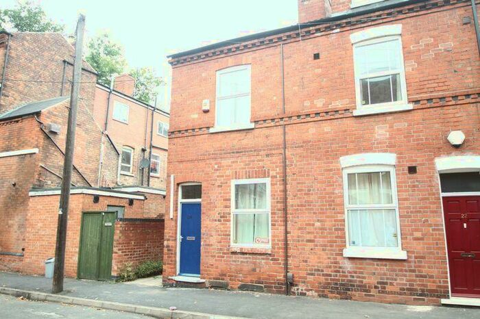 3 Bedroom Terraced House To Rent In Mettham Street, Nottingham, NG7