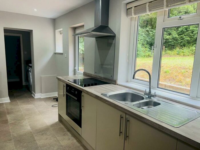 5 Bedroom Detached House To Rent In High Molewood, Hertford, SG14