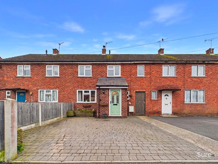2 Bedroom Terraced House For Sale In New Road, Hilton, DE65