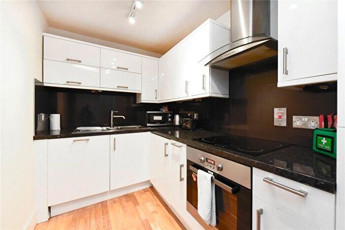 2 Bedroom Apartment To Rent In Hatton Garden, Clerkenwell, London, EC1N
