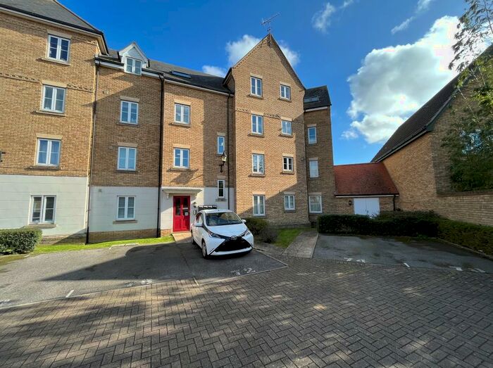 2 Bedroom Flat To Rent In Mansbrook Boulevard, Ravenswood, Ipswich, IP3
