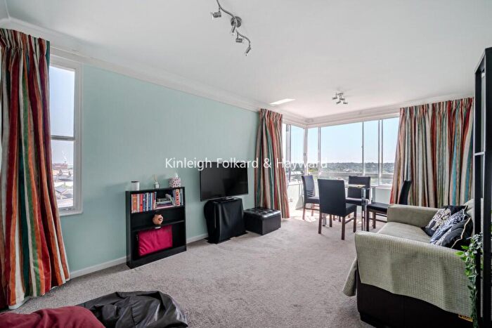 2 Bedroom Property To Rent In The Mall, Bromley, BR1