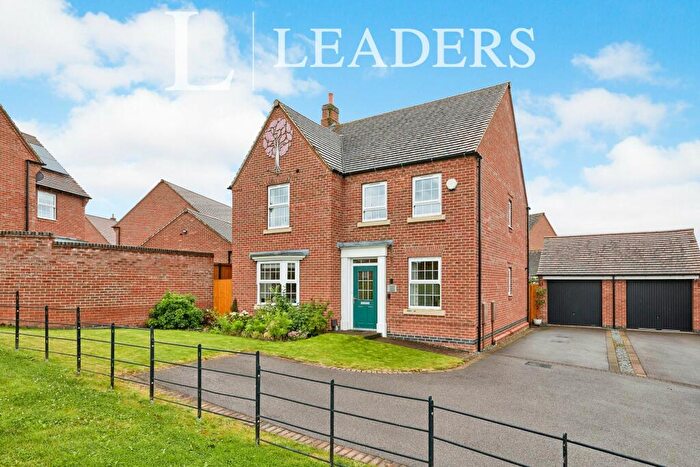 4 Bedroom Detached House To Rent In Coneygreave Drive, Drakelow, DE15