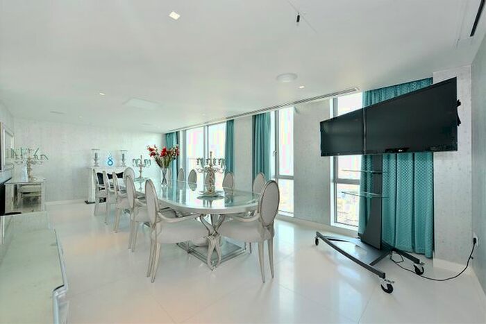 4 Bedroom Flat To Rent In Pan Peninsula Square, London, E14