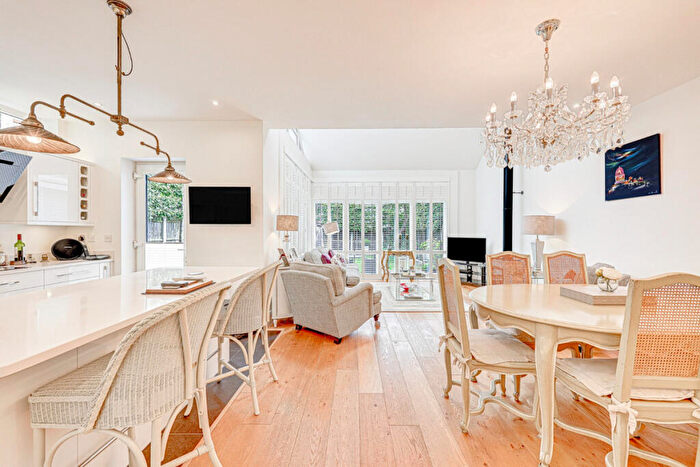 4 Bedroom Semi Detached House For Sale In Leigham Court Drive, Leigh-on-Sea, SS9