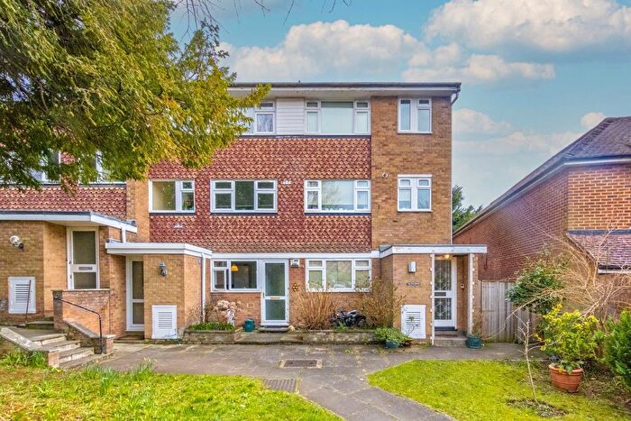 2 Bedroom Maisonette To Rent In The Croft, Ealing, W5