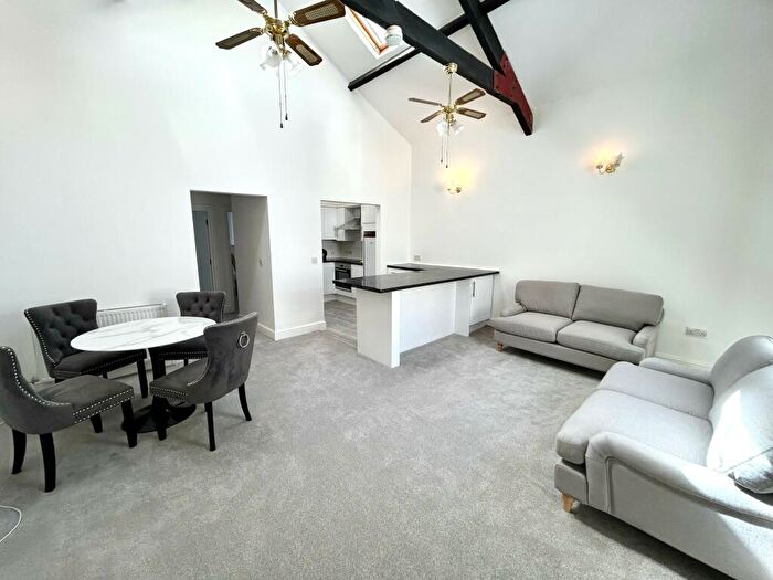 2 Bedroom Apartment To Rent In Bute Street, Cardiff Bay, CF10