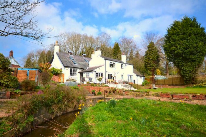 5 Bedroom Detached House For Sale In Mill Lane, Alderley Edge, SK9