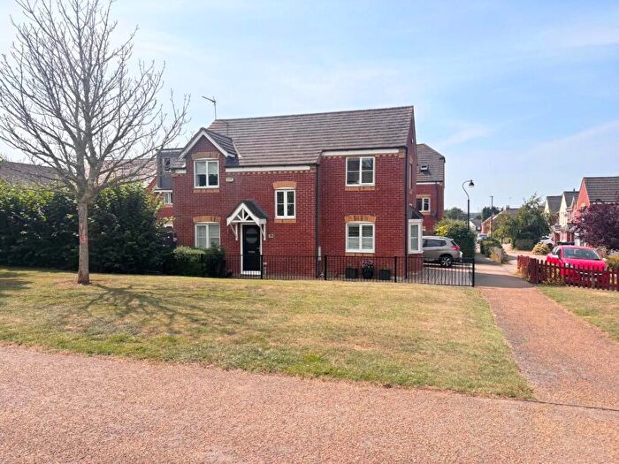 4 Bedroom Detached House For Sale In Woodlands, Grange Park, Northampton, NN4