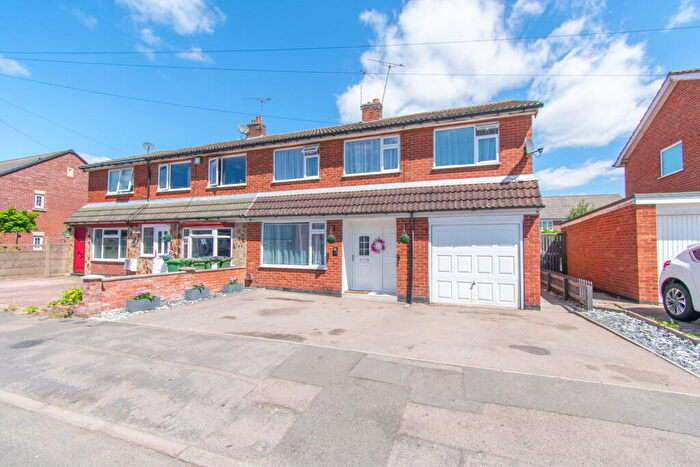 4 Bedroom Semi-Detached House For Sale In Southway, Blaby, Leicester, LE8