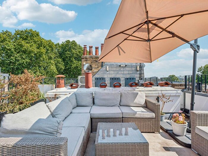 4 Bedroom Town House For Sale In Ovington Gardens, London, SW3