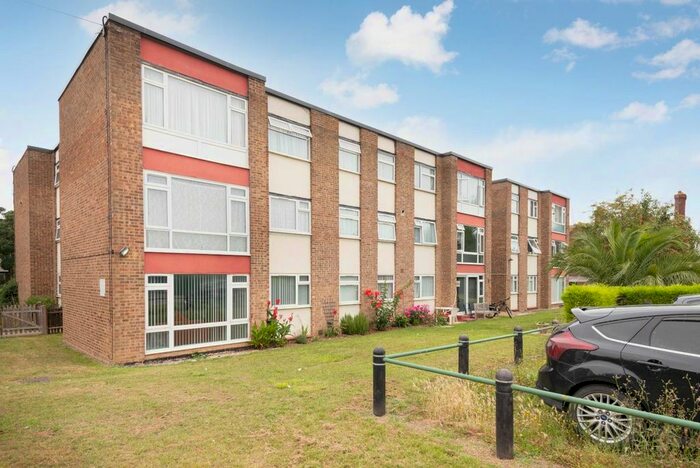 2 Bedroom Flat To Rent In Lower Northdown Avenue, Margate CT9